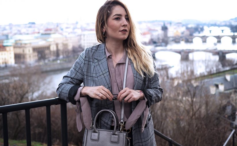 OBDOBÍ KOŠIL – DOMINIKA LUKÁŠOVÁ, www.dombydom.cz